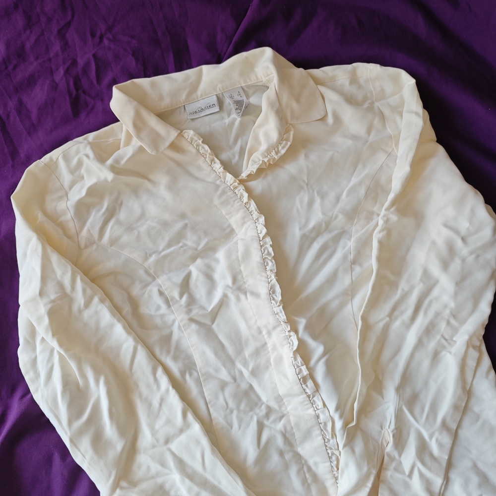 VTG Villager Cream Blouse with Ruffles